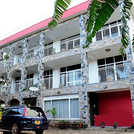 Bed and Breakfast The Shoebill Nest à Kampala Extérieur photo