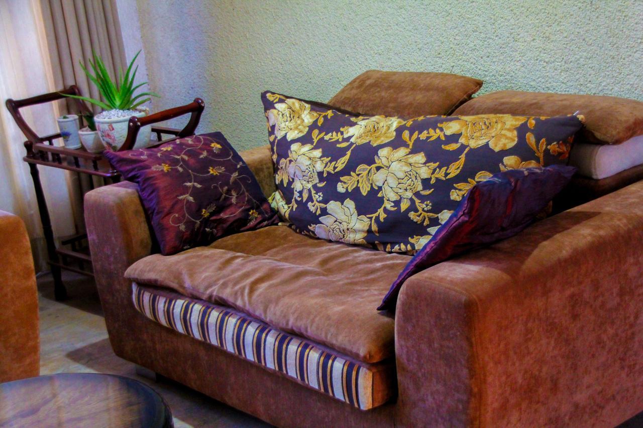 Bed and Breakfast The Shoebill Nest à Kampala Extérieur photo