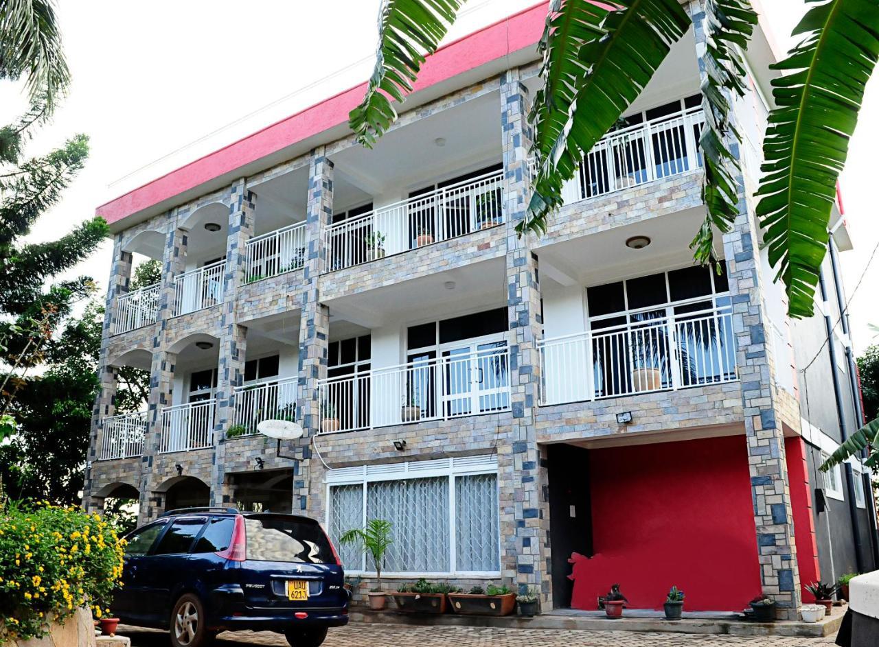 Bed and Breakfast The Shoebill Nest à Kampala Extérieur photo